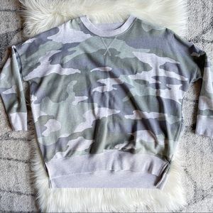 Camo oversized sweatshirt